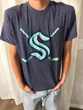 Champion NHL Seattle Kraken Heathered Navy Blue Short Sleeve T-Shirt Men's Size